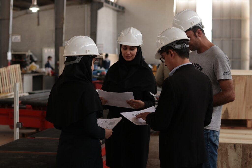 درباره ما نوین تک